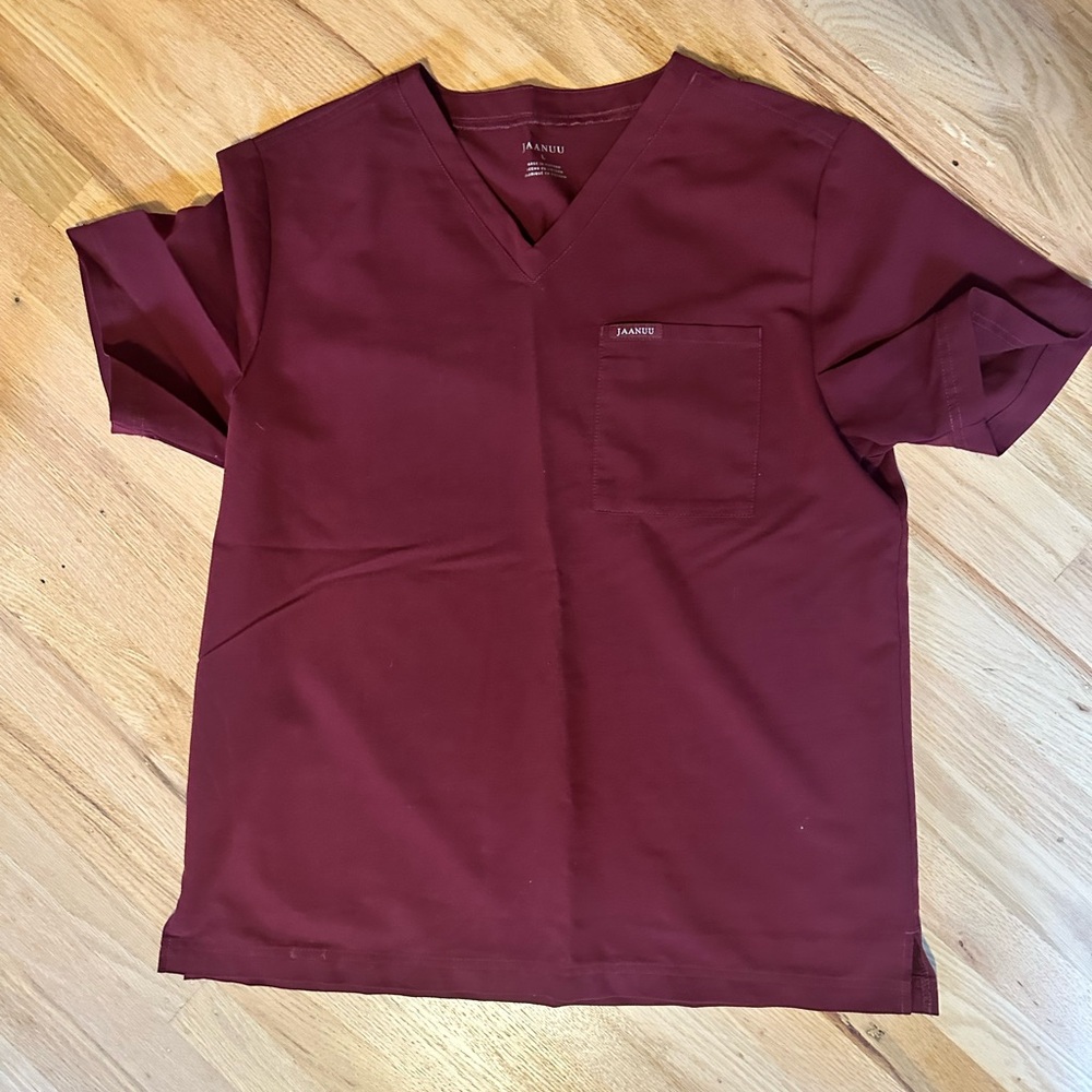 Jaanuu Men's Deep Red V-Neck Tee